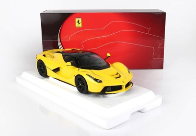 1:18 BBR Ferrari Laferrari Giallo Modena With Matt Black Wheels BBR182200 Modell