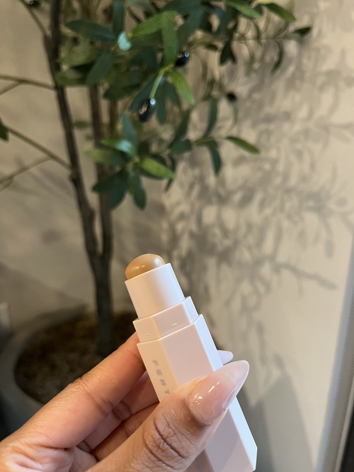 FENTY BEAUTY BY RIHANNA Match Stix Contour Skinstick (0.25 oz.) - Latte