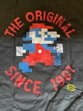 Nintendo Mario The Original Since 1981 Size XL T-Shirt Loot Crate