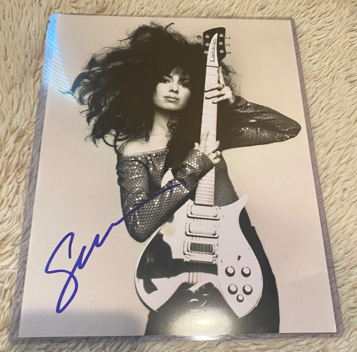 Bangles Singer Susanna Hoffs Hand Signed 8x10 photo | eBay