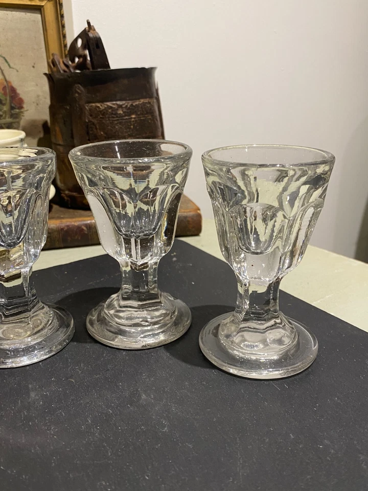 4 Anciens Verres à pied De Bistrot, liqueur, très épais, petite taille - Photo 3/4