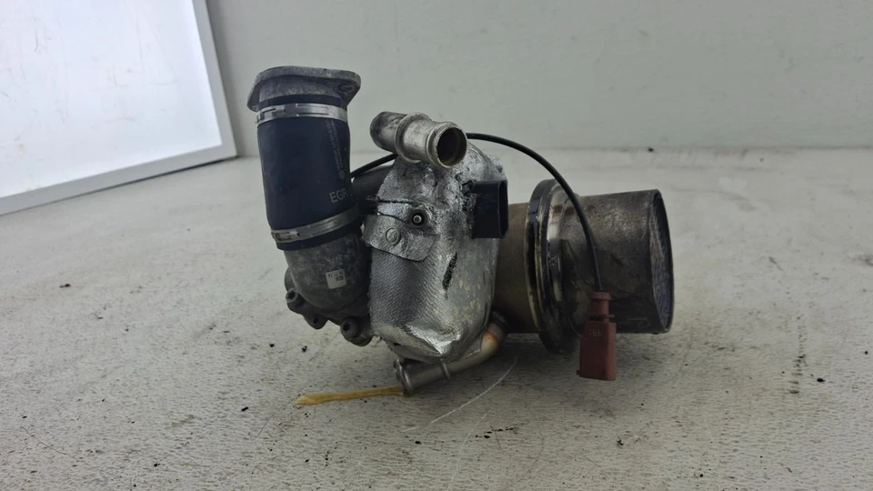 2015 大众帕萨特 2.0L TDI EGR 阀冷却器 原始设备制造商 — 第 4/4 张图片