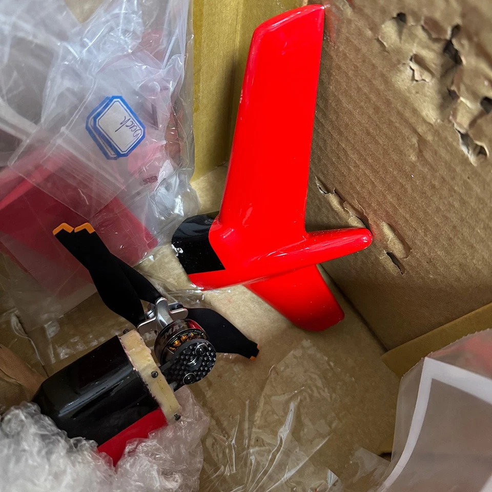 FlishRC Hubschrauber AS-350 Ecureuil 500 Rot/Weiss GPS 990mm RTF RC Einsteiger - Bild 3 von 4