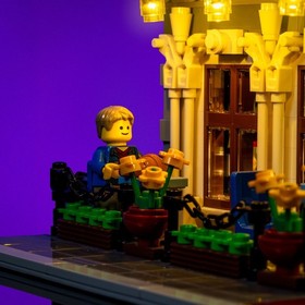 Light Kit for LEGO&reg; Parisian Restaurant #10243