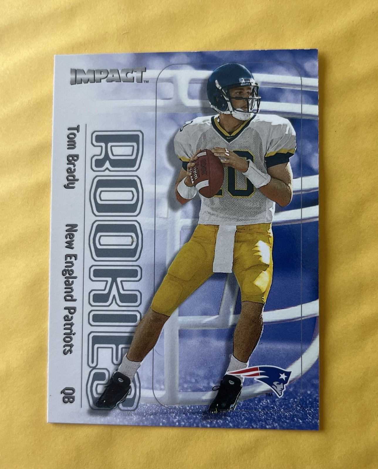 2000 Fleer Skybox Impact - Rookies Tom Brady #27 (RC)