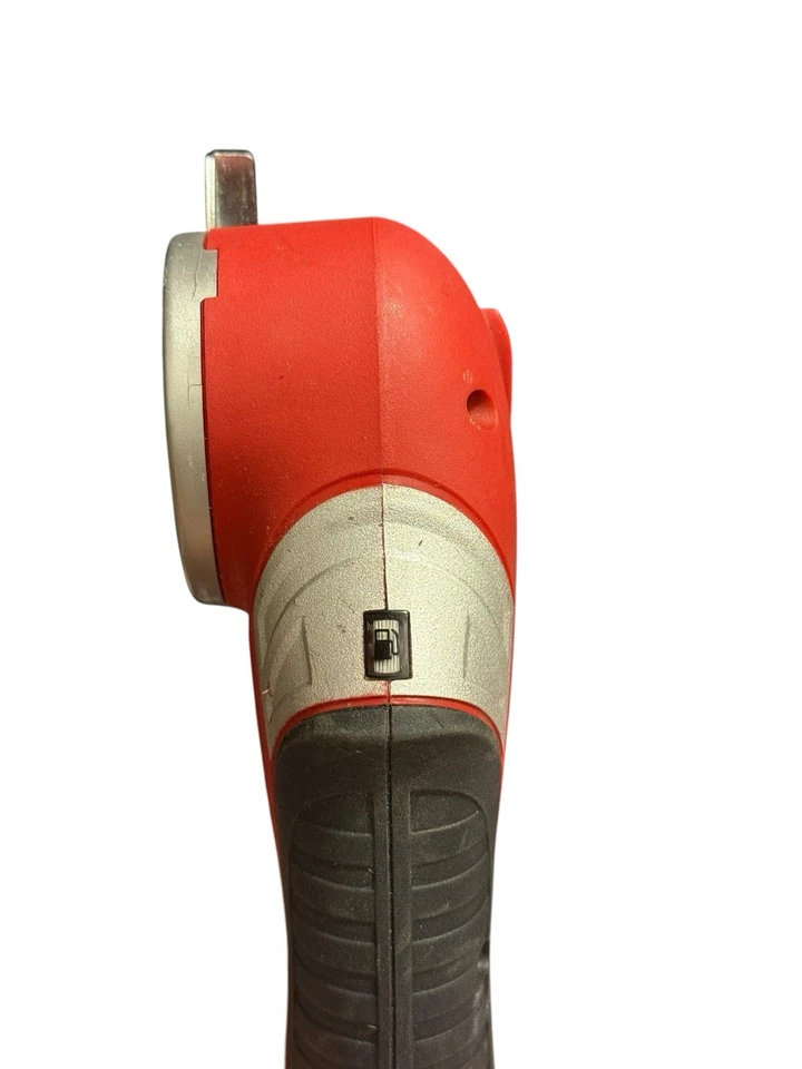 SKIL TOOLS CORDLESS ROTARY POWER CUTTER 2352, AUTO SHARP w/ CHARGING CORD - Image 4 of 4