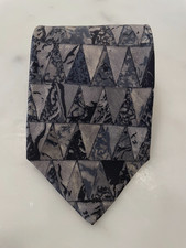 Ungaro Paris Silk Black  Gray Geometric Pattern Neck Tie