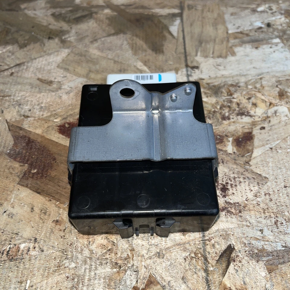 2009-2010 Toyota Corolla Running Light Relay 82810 02060 - Image 4 of 4