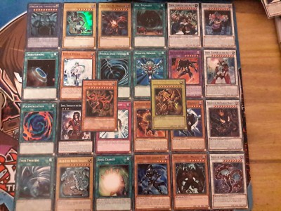 YUGIOH GEMISCHTE KARTEN KONVOLUT 10 - 100 KARTEN aus LOB - JETZT. GOTTKARTEN GARANTIERT! 