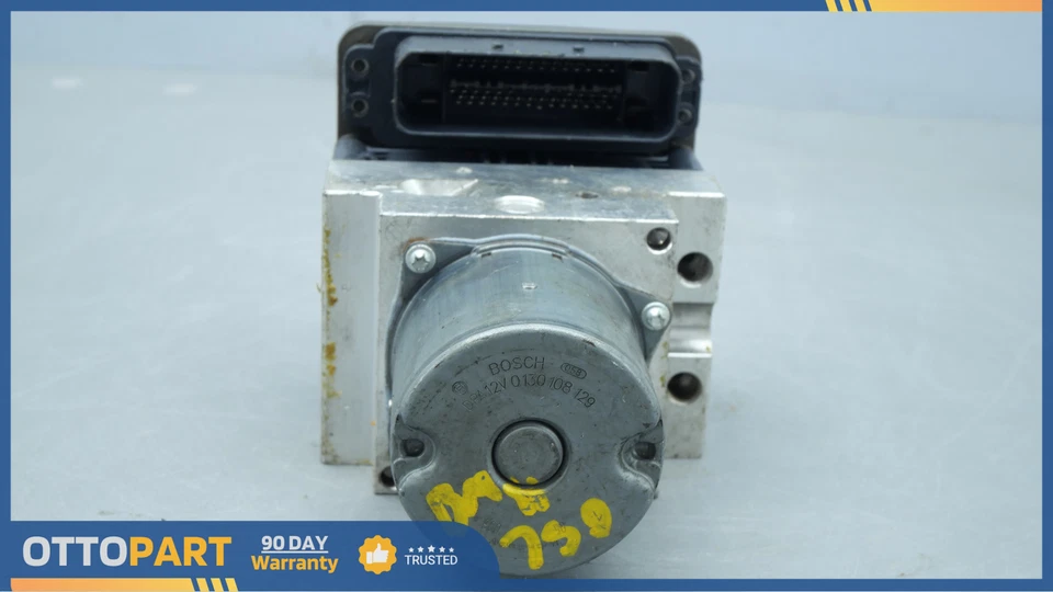 2012-2015 BMW 535i Abs Anti Lock Braking System Pump Module OEM 3451-6798118 - Image 3 of 4