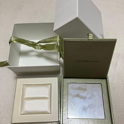 Used Van Cleef & Arpels ring box gift box white green satin material with ribbon