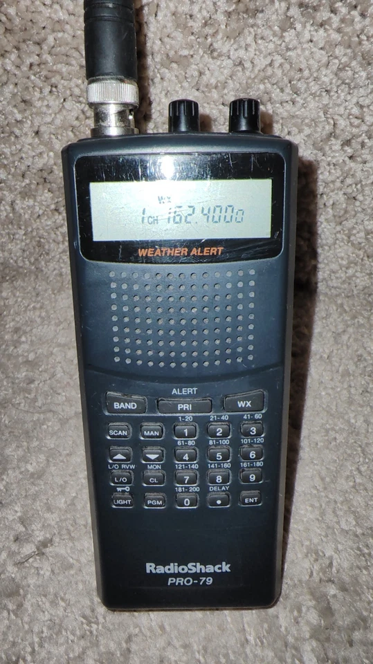 Radio Shack Pro-79 20-314 Escáner Analógico 200 Canales con Alerta Wx USADO PROBADO Foto 4 de 4