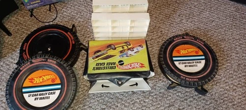 Hot Wheels  1969 Collectors Race Case  24 Cars Mattel and 3 wheel cases 12 cars