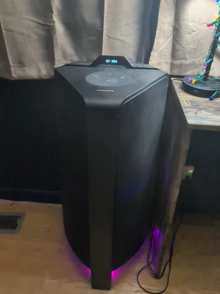 Alto-falante sem fio torre de som Samsung MX-T50 - Frete grátis - Imagem 2 de 4