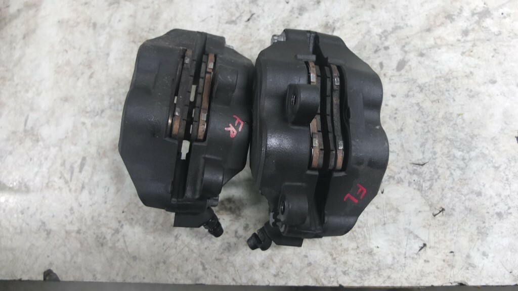 16 Kawasaki Z800 ZR800 Z ZR 800 B Front Brake Calipers | eBay