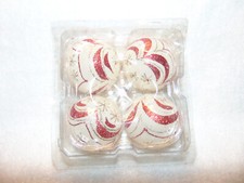 Set Of 4 White Red Glitter Ball Christmas Ornaments  D