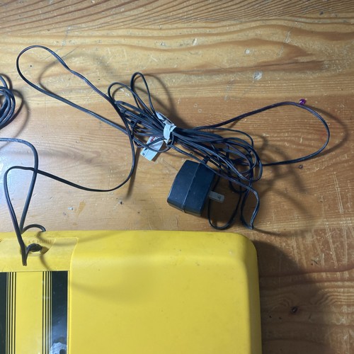 Magnavox Odyssey 300 Video Game Console Original AC Adapter Yellow B11 - Picture 4 of 7