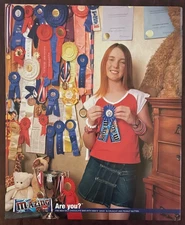 2004 M&M's M-Azing Candy Bar Print Ad Chocolate Crunchy Awards Blue Ribbons