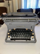 Underwood Rhythm Touch 1947 *EXCELLENT CONDITION* thumbnail