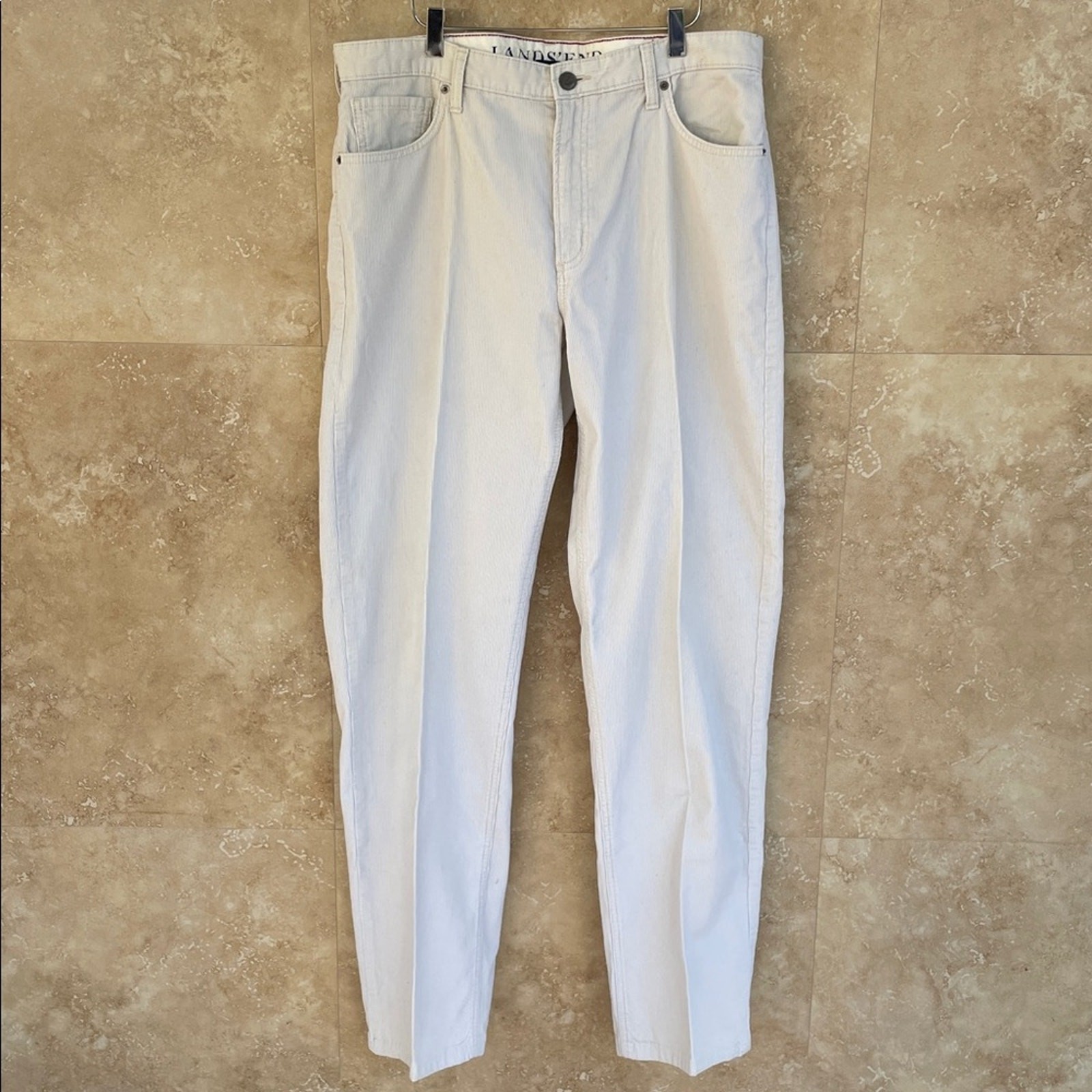 Lands’ End Men’s 36 Corduroy Pants Relaxed Fit Slightly Tapered Leg 100% Cotton