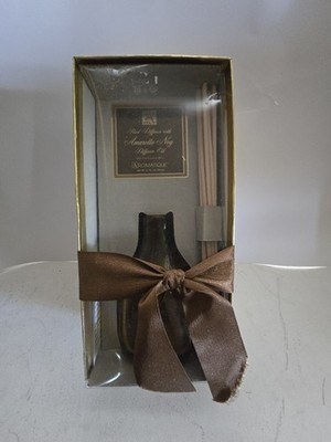 Aromatique Reed Diffuser with Oil The Smell of Christmas 2 oz oil with reeds