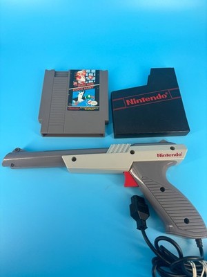 Super Mario Bros and Duck Hunt Nintendo NES Cartridge with Grey Zapper