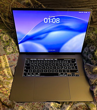 Apple MacBook Pro 16" 2019 A2141 i7 2,6GHz 16GB 512GB SSD Grau