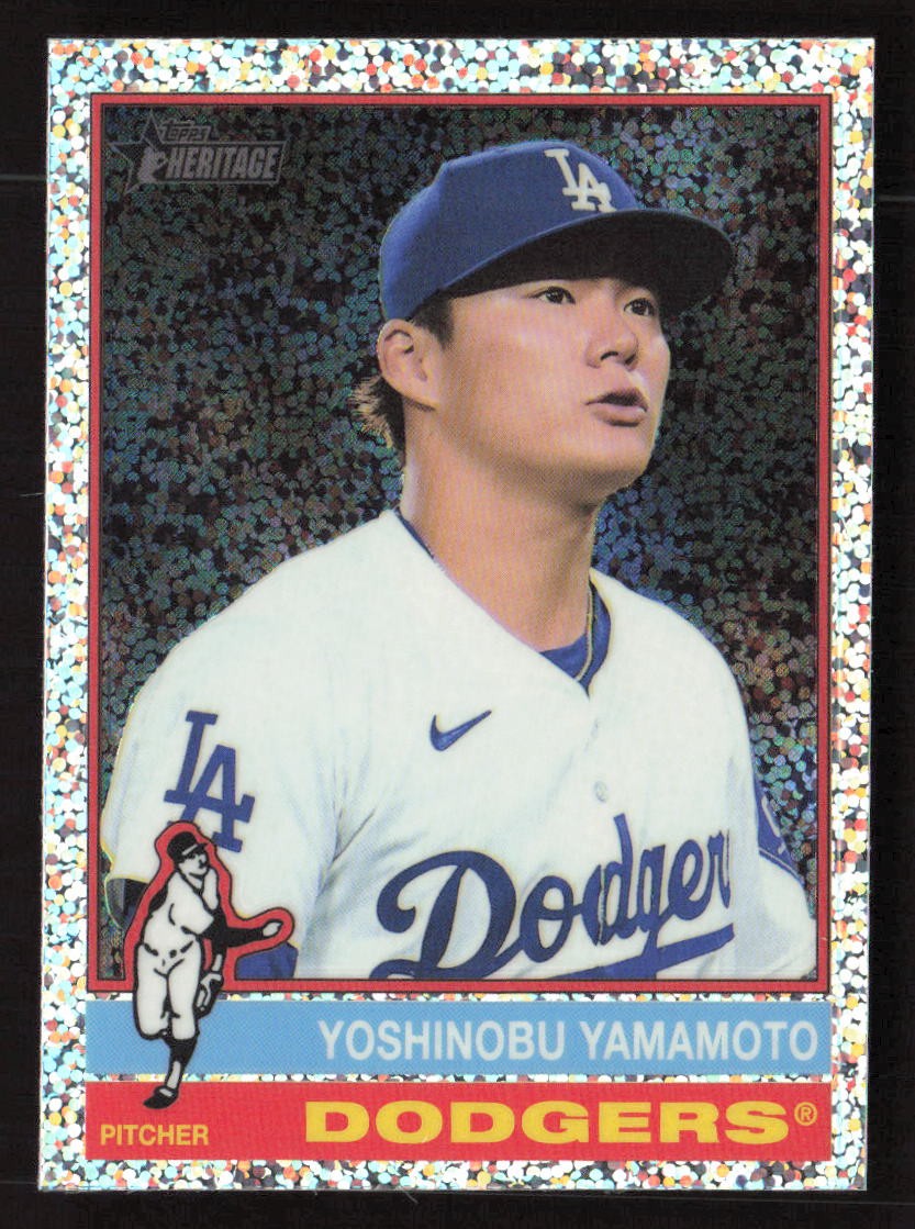 2025 Topps Heritage #172 Yoshinobu Yamamoto Silver Sparkle