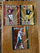 1997/1998 Score Bombs Away Inserts Young #8, Favre #1 + Marino #2 RARE SPs Sharp