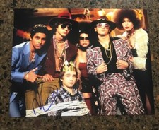 * WILMER VALDERRAMA * signed autographed 11x14 photo * THAT 70's SHOW * FEZ * 1
