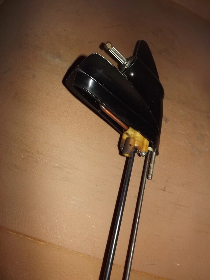 Caja de cambios de unidad inferior corta Mercury 2 tiempos 7,5 HP antigua 15" PN 1630-4407A4 Foto 4 de 4