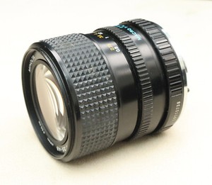 Minolta MD Zoom SLR Camera Lens 28-70mm 1:3.5-4.8 55mm