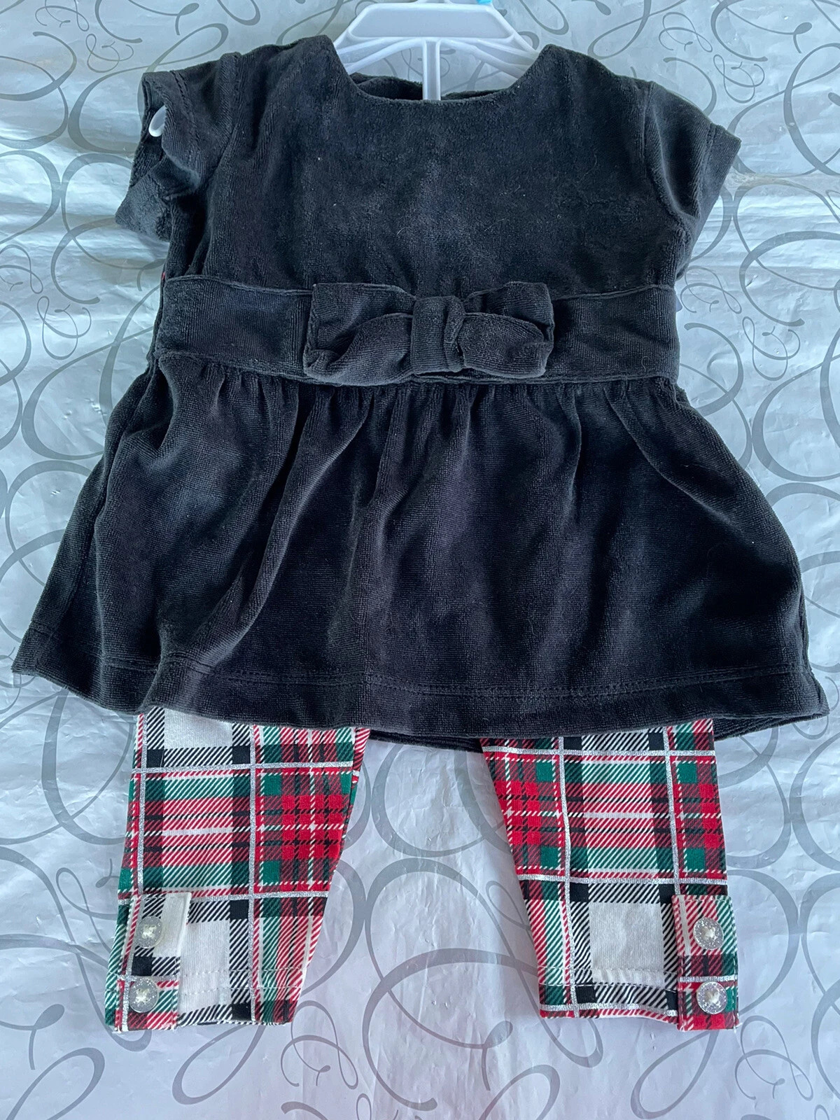 Carter's 2 Piece Set Baby Girl Clothes 6 months Holiday NWT
