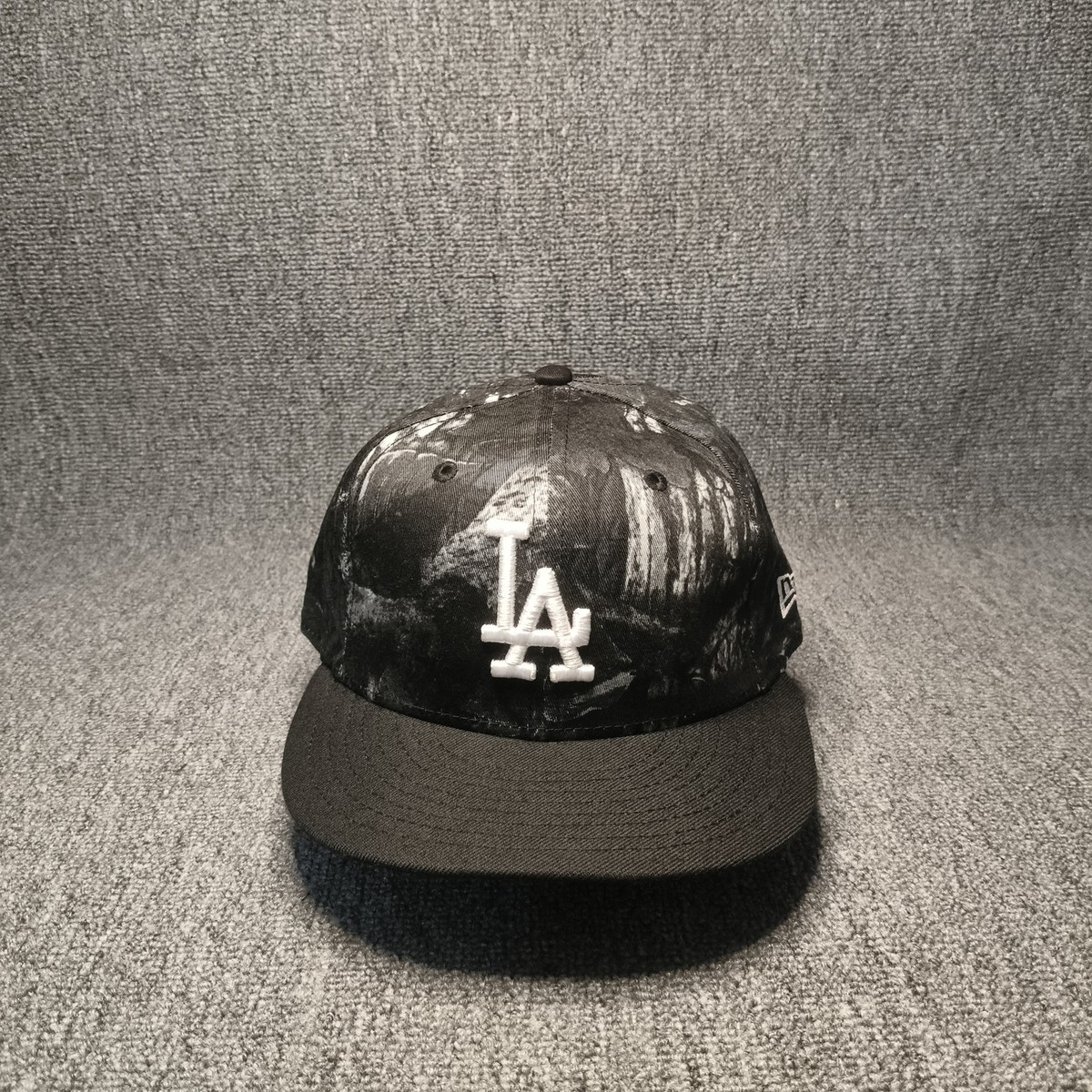 New Era Los Angeles Dodgers Black White Abstract Print MLB Hat
