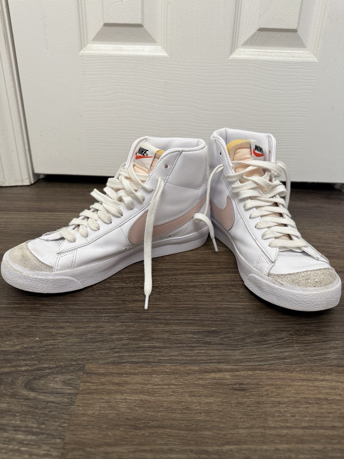 Nike Blazer Mid 77 Vintage Summit White Pink Womens CZ1055-118 Size 8 Pre-Owned