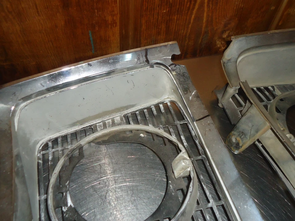 OEM Mopar 1964 1965 Plymouth Barracuda Grill Grill Lote Roto Necesita Trabajo Foto 4 de 4