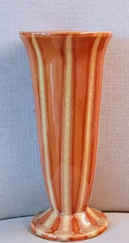 VINTAGE HULL POTTERY CONTINENTAL PERSIMMON VASE #29