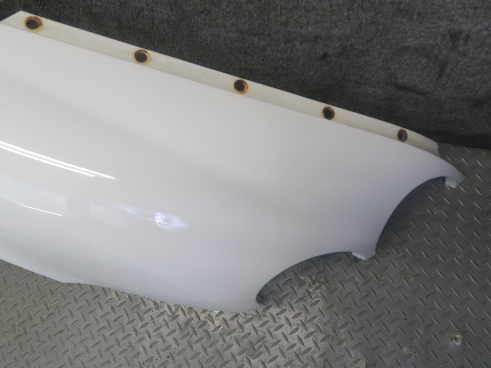 Bentley Continental GT 2003-2010 Front Right Cover panel White