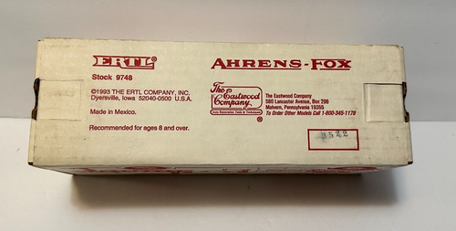 Diecast Ltd Ed. 1993 ERTL Ahrens Fox Eastwood Vol. Fire Dept. No. 11 #9748 NIB - Picture 3 of 5