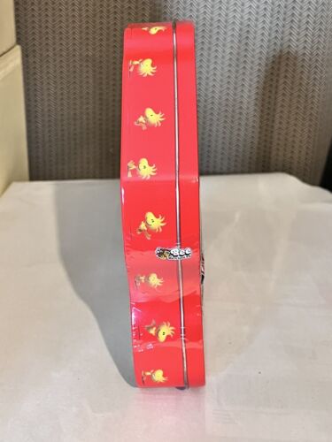 The Peanuts Movie Blue Sky Crunch Metal Tin Box Snoopy Charlie Brown Woodstock - Picture 2 of 10