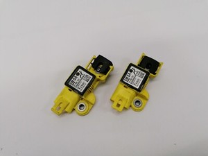 Opel Astra H - Airbagsensor Crashsensor Sensor 2St 24460761sa (05)