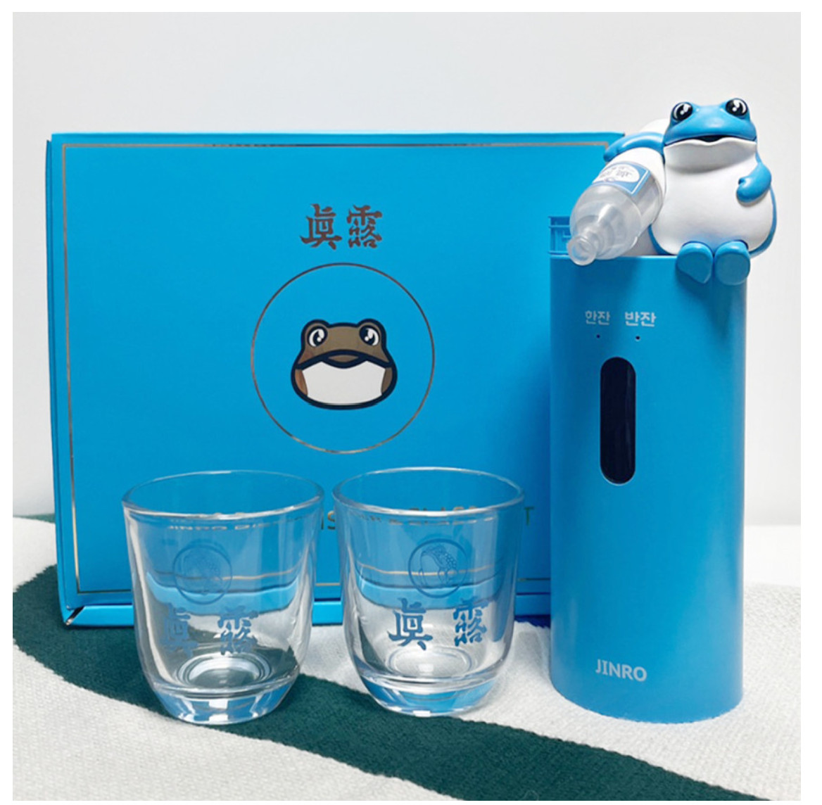 Dispensador de Soju Coreano Hite JINRO Rana + Cuchara Fiesta