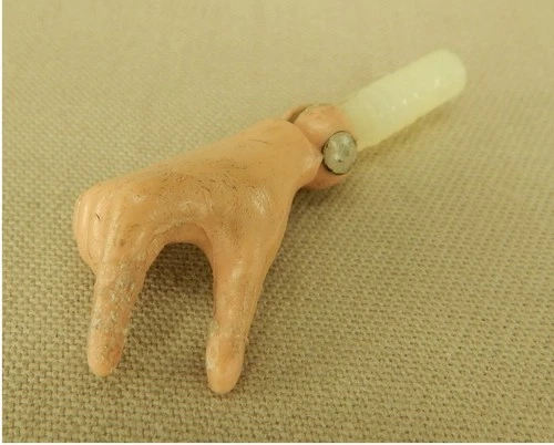 Vintage 1964 Hasbro GI Joe Action Figure Right Hand Arm Parts C6