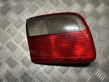 Opel Omega B1 1997 Rückleuchte Heckleuchte innen 45299 RCE4105