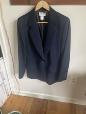 Woman s Pendleton Blazer. Classic Size 12 Navy.