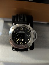 Panerai Luminor Submersible Men's Black Watch with Stainless Steel PAM00024