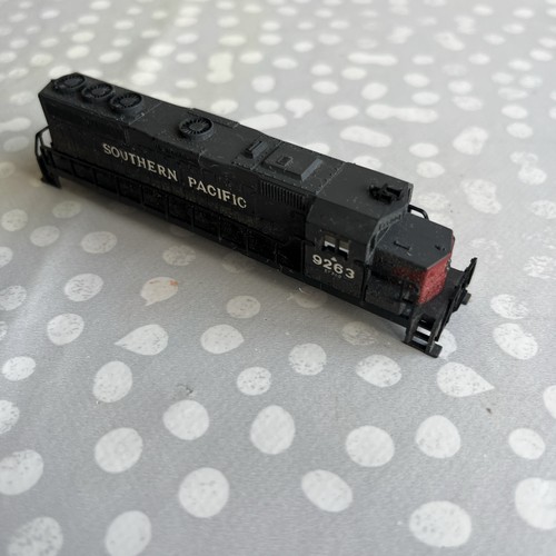 Spur N Life Like SD 45 Southern Pacific 9263 Diesellok nur Gehäuse gebraucht | Condition: For parts or not working