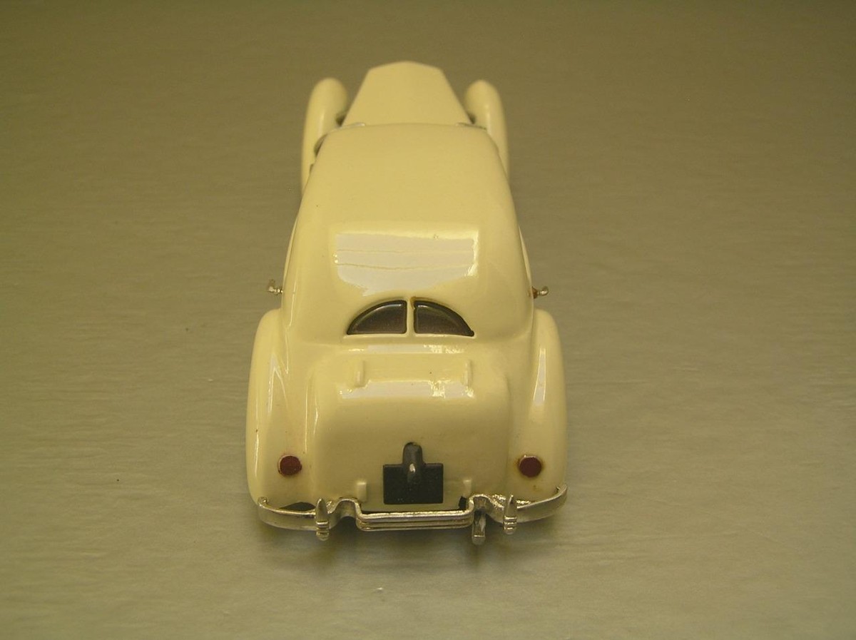 Western Models WMS10 1937 Cord Custom Beverly Sedan 1/43 scale Mint Condition Western Models WMS10 1937 Cord Custom Beverly Sedan 1/43 scale Mint Condition