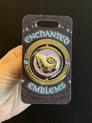 Ursula Little Mermaid Enchanted Emblems Spinner Disney Pin LE 3000- Ariel- 1 Pin
