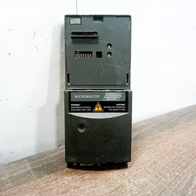 GEBRAUCHT | SIEMENS 6ES6400-1PB00-0AA0 MICROMASTER 4 PROFIBUS MODUL FÜR MECHA...